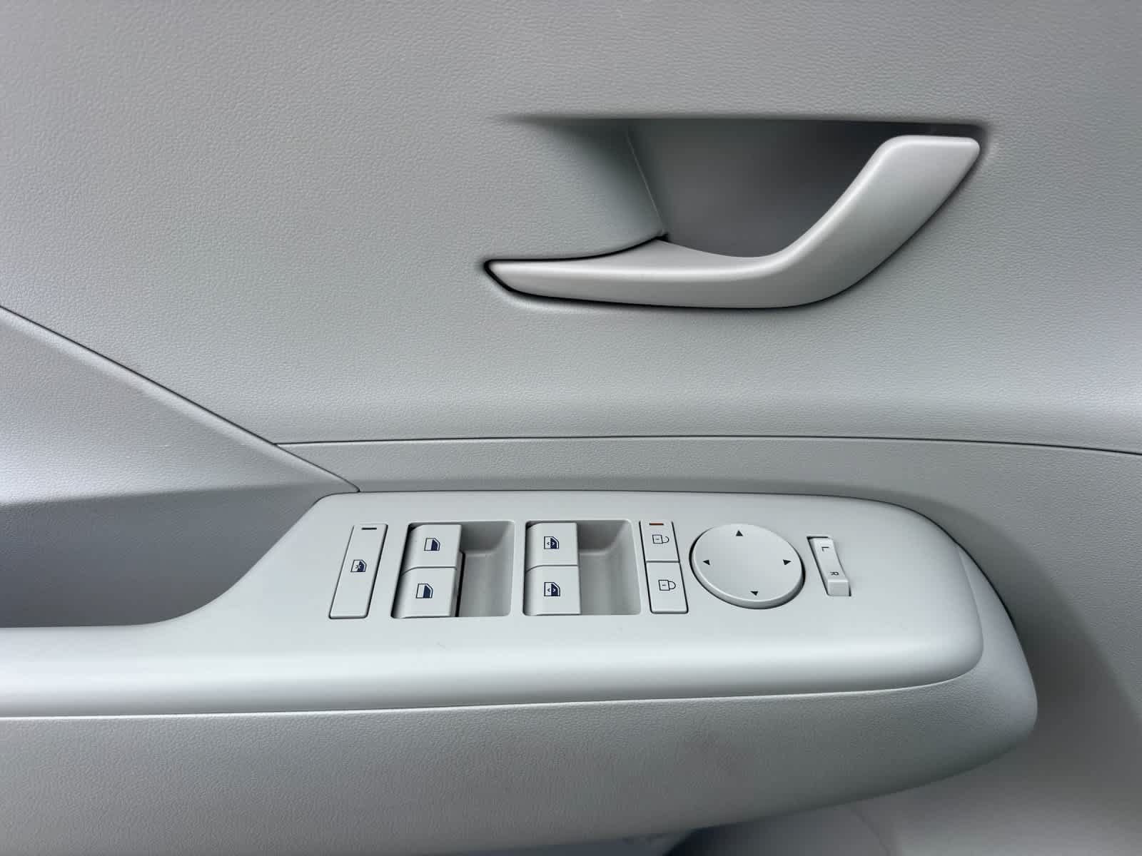 Used 2026 Hyundai Kona SEL Sport FWD image 13