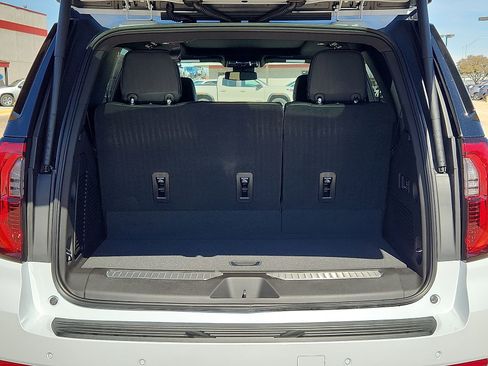 New 2026 GMC Yukon Denali w/ Sun & Power Step Package image 7