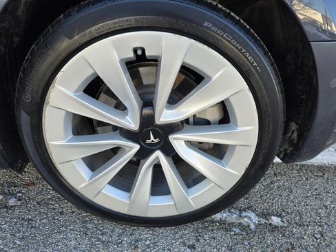 Used 2021 Tesla Model 3 Standard Range Plus image 37