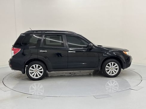 Used 2011 Subaru Forester 2.5X Limited image 6