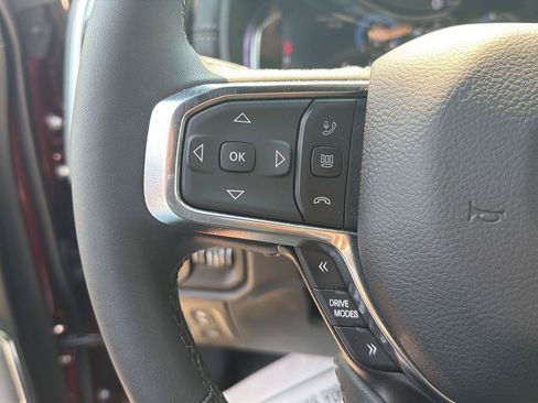Used 2025 RAM 1500 Laramie AWD/4WD image 17