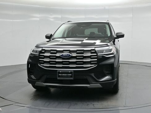 Certified 2025 Ford Explorer Active image 55