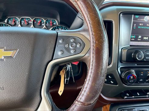 Used 2016 Chevrolet Silverado 1500 High Country w/ High Country Premium Package image 24