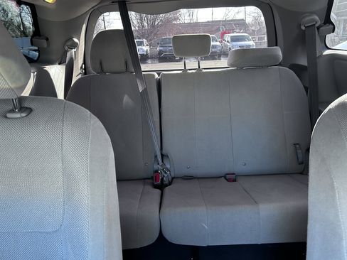 Used 2020 Toyota Sienna L image 16