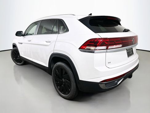 New 2026 Volkswagen Atlas Cross Sport SE image 5