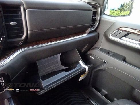 New 2026 GMC Sierra 1500 Elevation w/ Preferred Package image 29