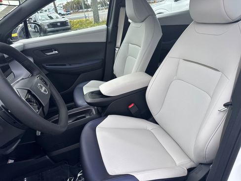 New 2026 Nissan Leaf SV+ w/ Floor Mat Package (SV+) FWD image 24