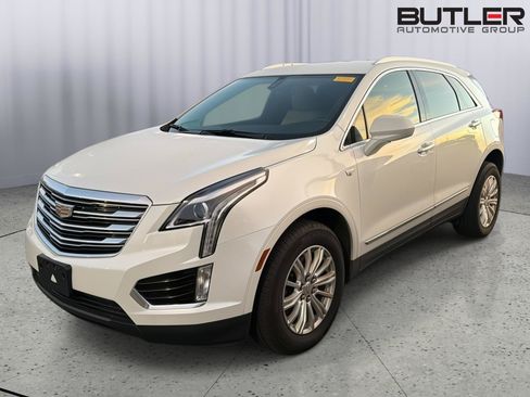 Used 2019 Cadillac XT5 FWD image 2