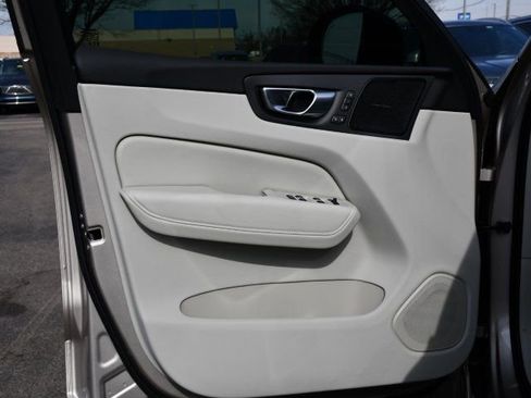 New 2026 Volvo XC60 T8 Ultra w/ Protection Package Premier image 10