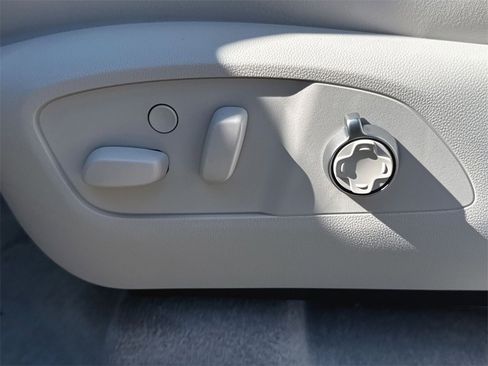 New 2026 Buick Enclave Avenir w/ Super Cruise Package image 14