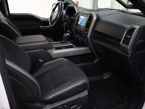 Certified 2020 Ford F150 Raptor w/ Equipment Group 801A Mid image 31