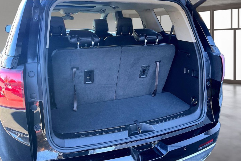 Used 2019 GMC Acadia Denali w/ Technology Package AWD/4WD image 5