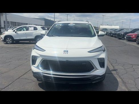 Certified 2025 Buick Encore GX Sport Touring w/ Advanced Technology Package FWD image 3