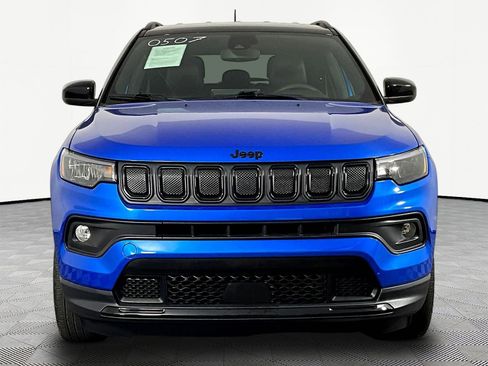 Used 2022 Jeep Compass Latitude AWD/4WD image 2