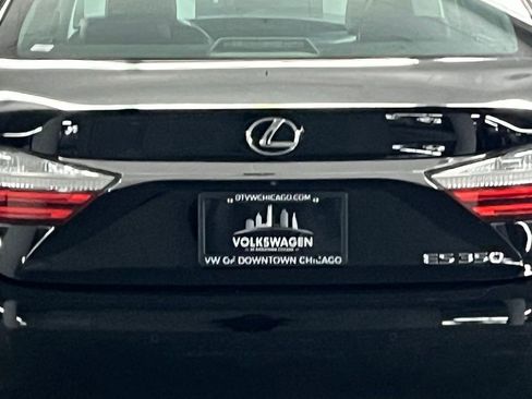 Used 2018 Lexus ES 350 w/ Luxury Package w/Wood Trim image 32