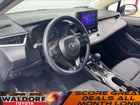 Used 2023 Toyota Corolla LE w/ LE Convenience Package image 18