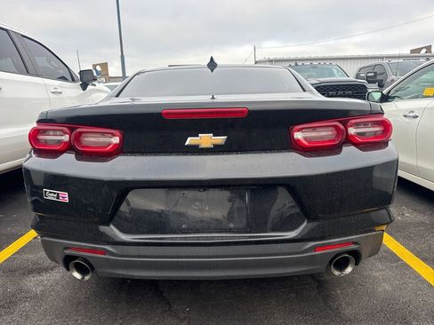 Used 2022 Chevrolet Camaro LT RWD image 4