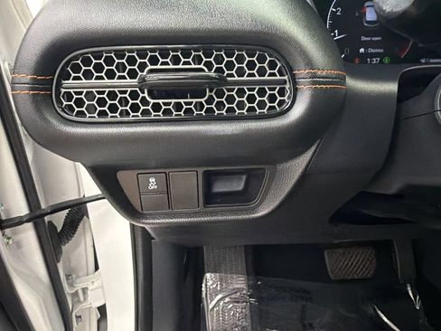 Used 2024 Honda HR-V Sport image 30
