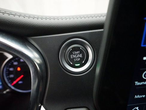 Used 2025 Chevrolet Blazer LT image 30