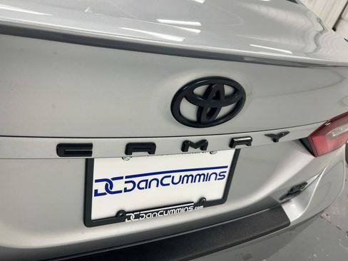 Used 2022 Toyota Camry SE AWD/4WD image 25