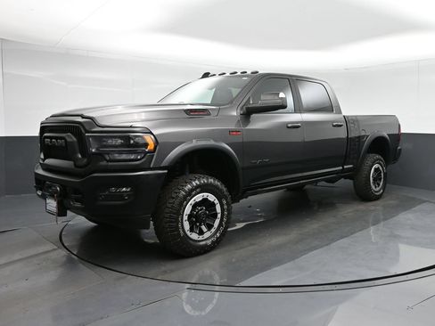 Used 2022 RAM 2500 Power Wagon AWD/4WD image 3