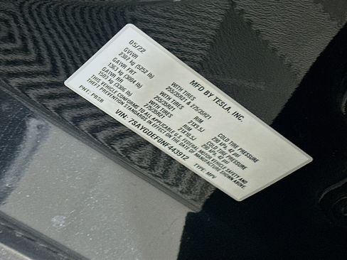 Used 2022 Tesla Model Y Performance image 12