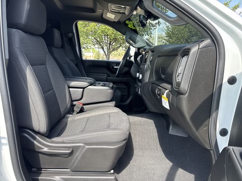 Used 2024 GMC Sierra 2500 Pro w/ 1SA Pro Safety Plus Package AWD/4WD image 20