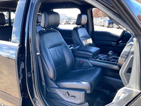 Used 2022 Ford F150 XLT w/ Equipment Group 302A High image 8