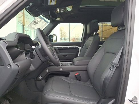 New 2026 Land Rover Defender 110 S image 9