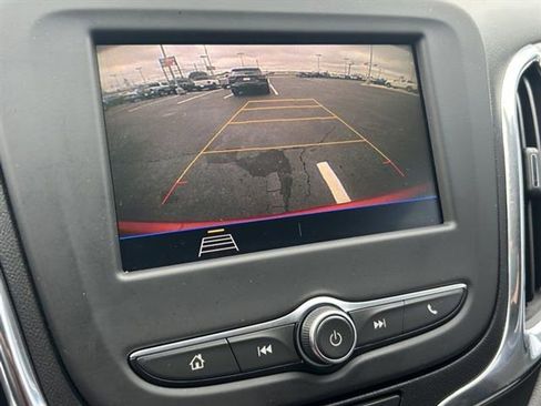 Used 2020 Chevrolet Equinox LS w/ LS Convenience Package image 15