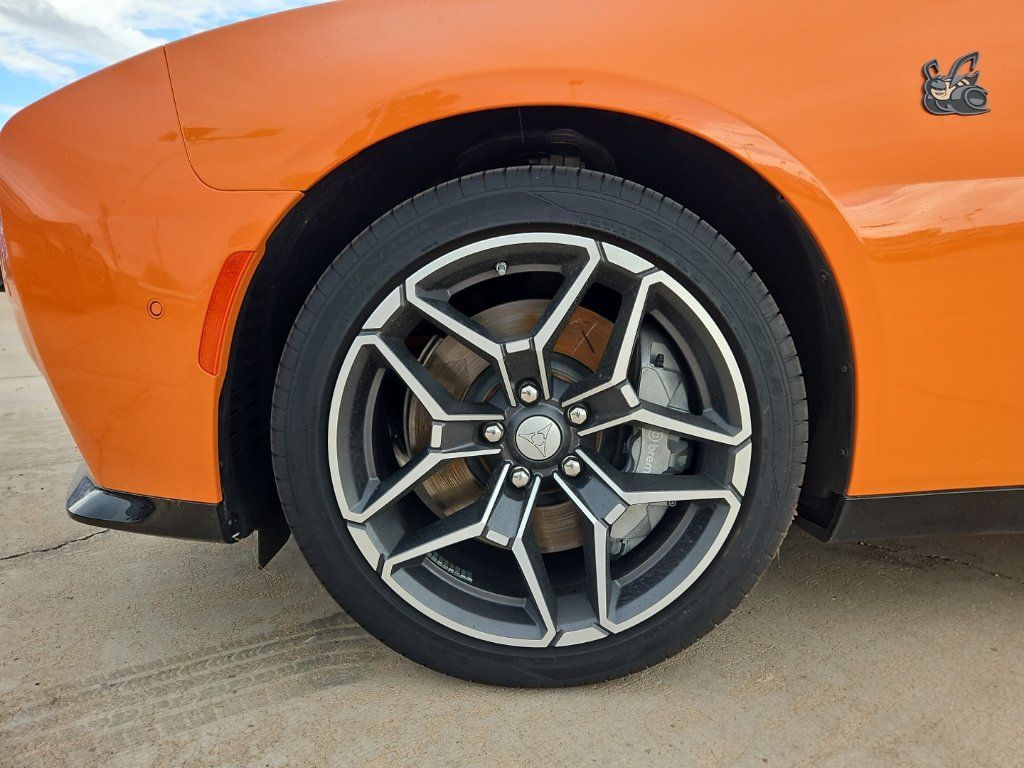 New 2026 Dodge Charger Scat Pack w/ Blacktop Package AWD/4WD image 9