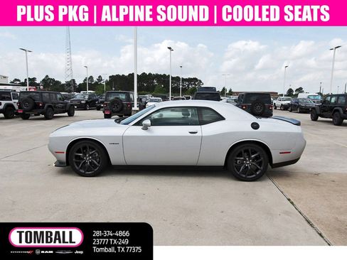 Used 2022 Dodge Challenger R/T w/ Plus Package RWD image 4