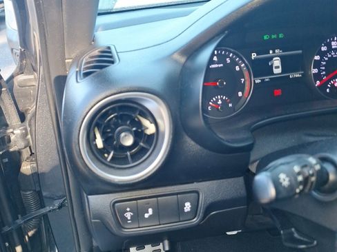 Used 2022 Kia Forte GT-Line w/ GT-Line Technology Package image 11