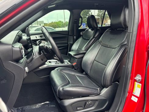 Used 2020 Ford Explorer ST w/ ST Street Pack AWD/4WD image 17