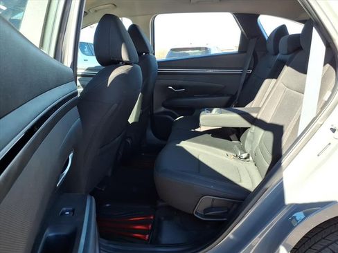 Used 2024 Hyundai Tucson SE image 10