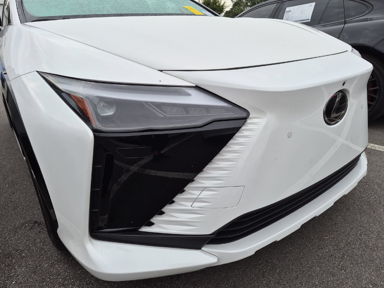 Used 2025 Lexus RZ 300e w/ Cold Area Package FWD image 7