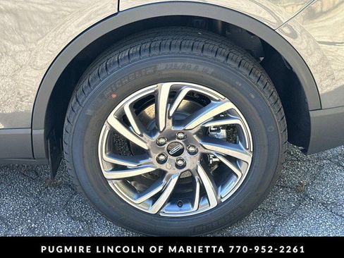 New 2026 Lincoln Corsair Premiere image 20