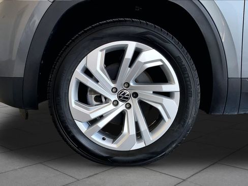 Used 2023 Volkswagen Atlas SE w/ Panoramic Sunroof Package FWD image 11