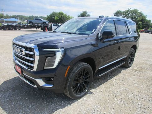 New 2026 GMC Yukon Elevation w/ Elevation Premium Package AWD/4WD image 9