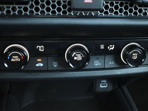 Used 2025 Honda HR-V Sport image 27