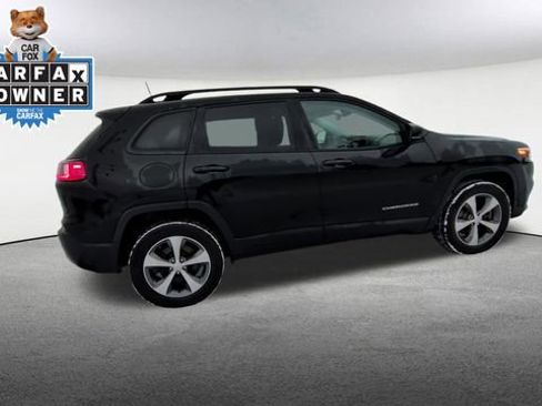 Used 2022 Jeep Cherokee Limited image 10