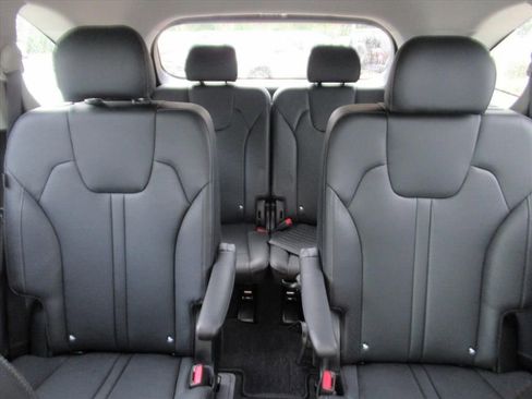 Used 2024 Kia Sorento X-Line EX image 29