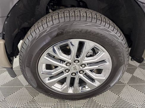 Used 2025 Ford F150 King Ranch AWD/4WD image 11