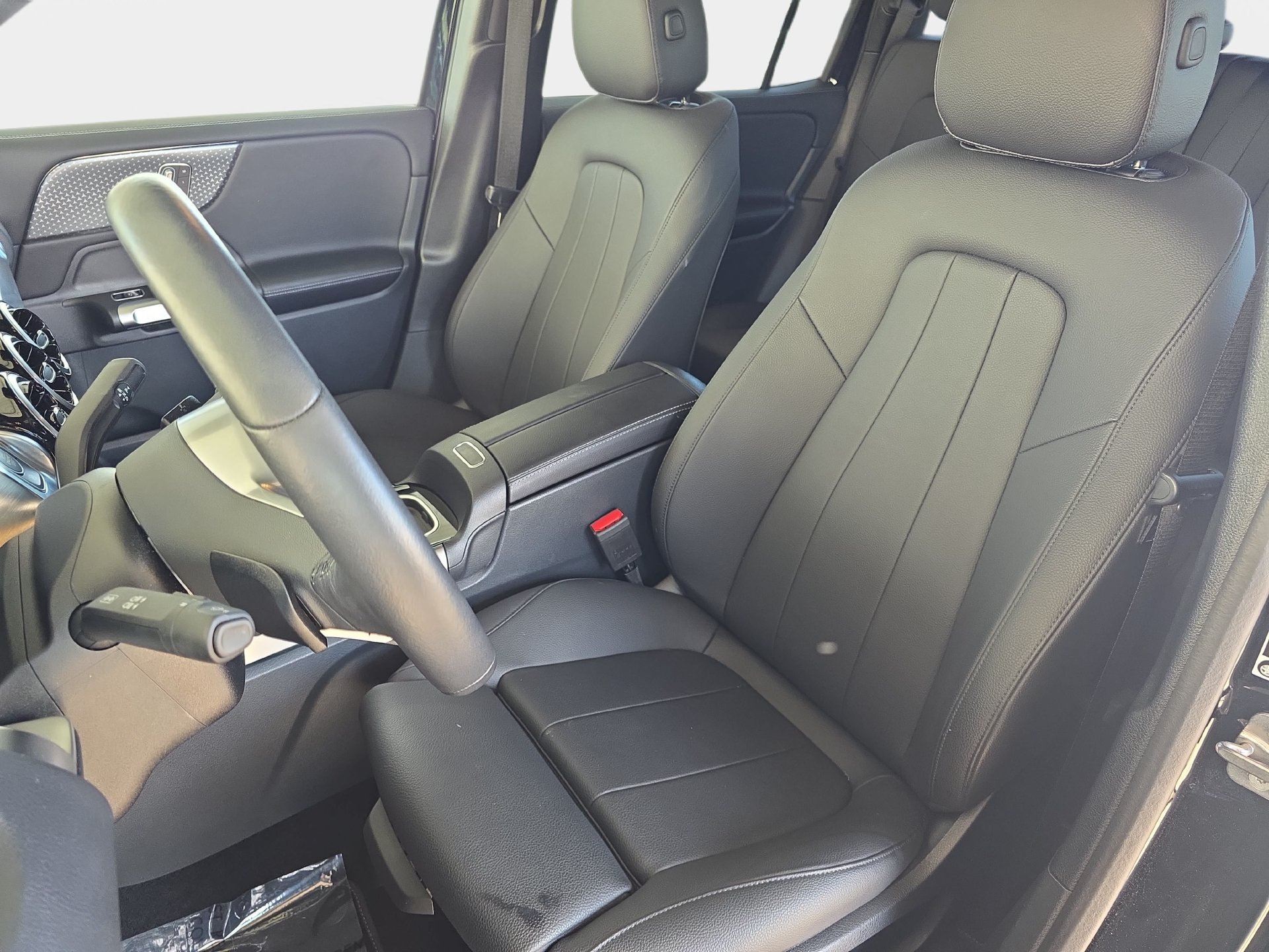 Certified 2025 Mercedes-Benz GLB 250 image 15