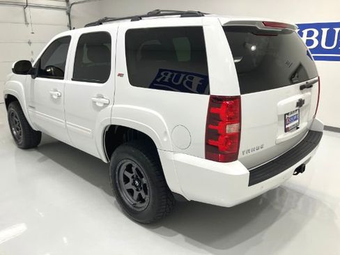 Used 2010 Chevrolet Tahoe LT w/ Luxury Package AWD/4WD image 14
