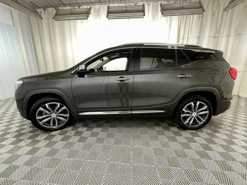 Used 2019 GMC Terrain Denali w/ Advanced Safety Package AWD/4WD image 18