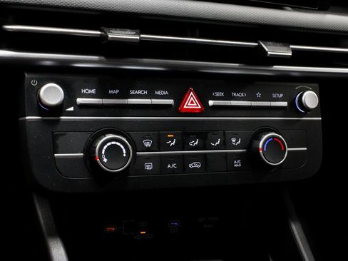 Used 2025 Hyundai Tucson SE FWD image 29