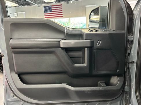 Used 2019 Ford F150 XLT w/ Equipment Group 302A Luxury image 33