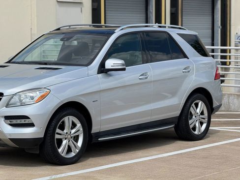 Used 2012 Mercedes-Benz ML 350 4MATIC image 4