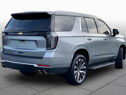 Used 2025 Chevrolet Tahoe High Country w/ Sun And Tow Package AWD/4WD image 12